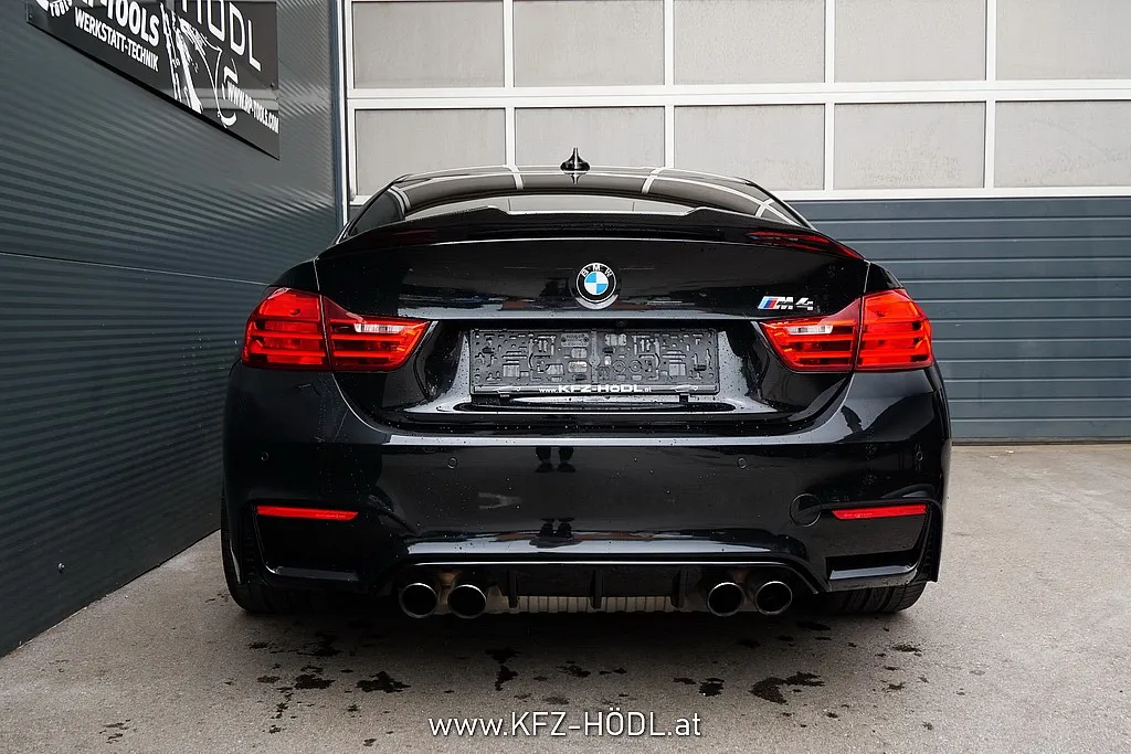 BMW M4 M-DKG Coupe Aut. Image 4