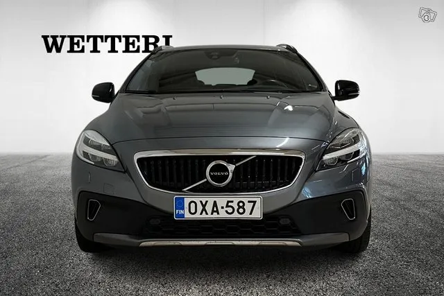 Volvo V40 D2 aut Business Pro / Led-valot / Webasto / 1.omis Image 2